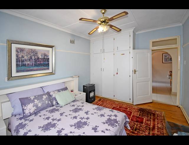 3 BEDROOM HOUSE FOR SALE IN CROSBY